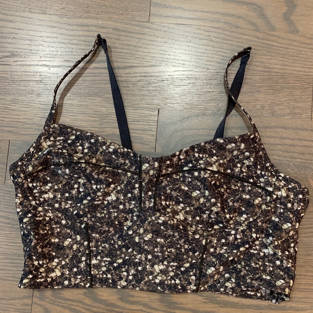 Lululemon gold sequin print bra